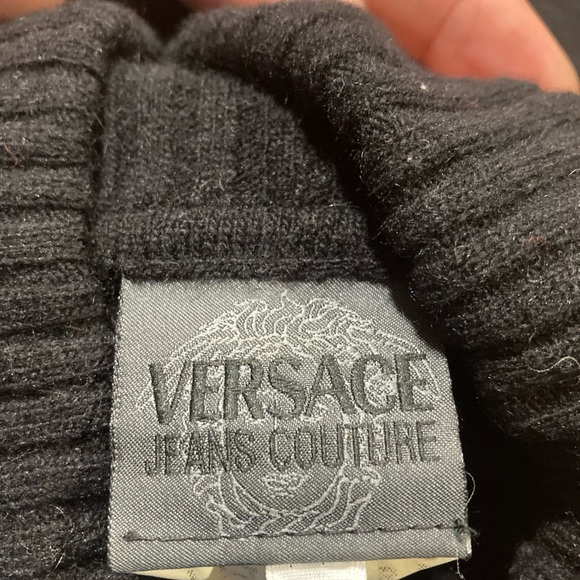 Original Versace sweater, no sleeves - Picture 5 of 8